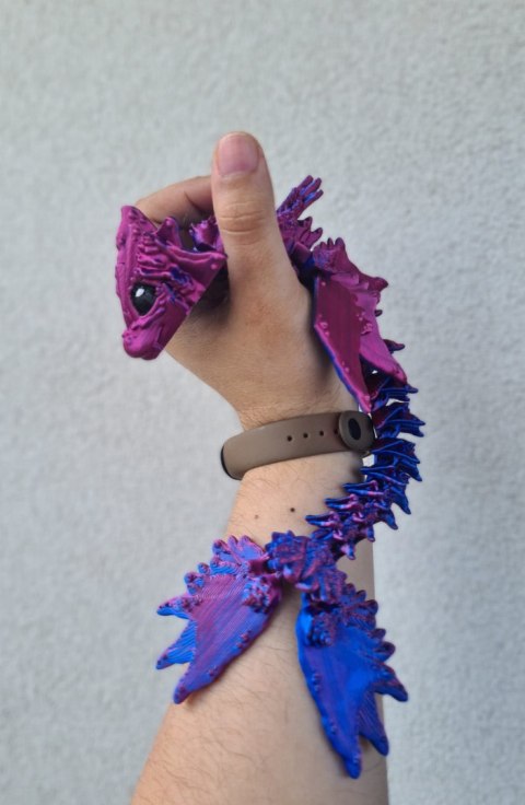 Oceaniczny serpent ze skrzydłami Oceaniczny serpent ze skrzydłami